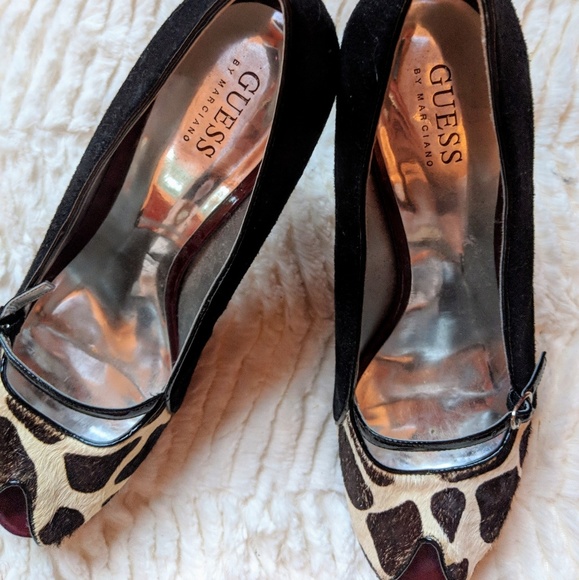 ❌SOLD❌Patent Leather & Textured Animal Print Guess Heel - Picture 6 of 6